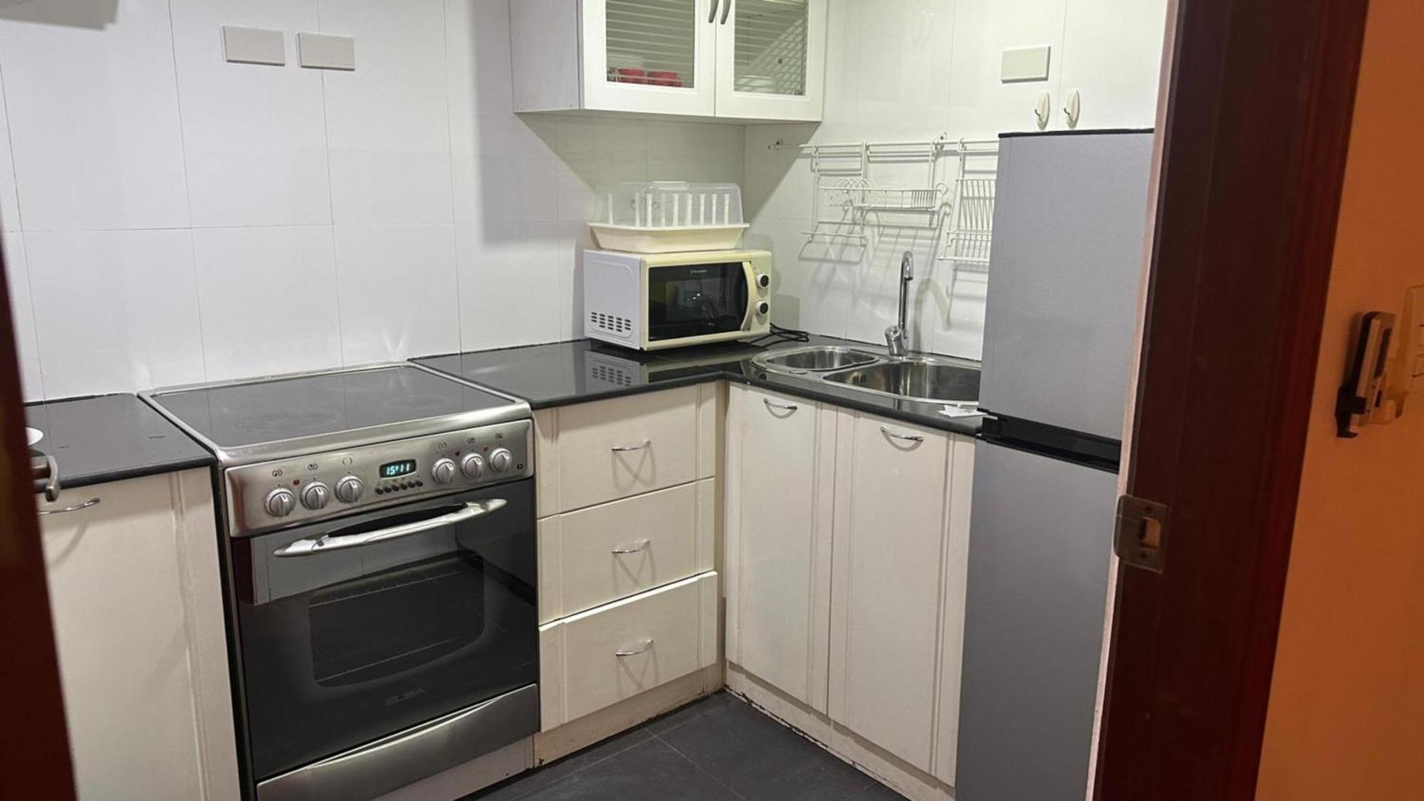 Fully Furnished Omni Tower Nana - Sukhumvit Soi 4