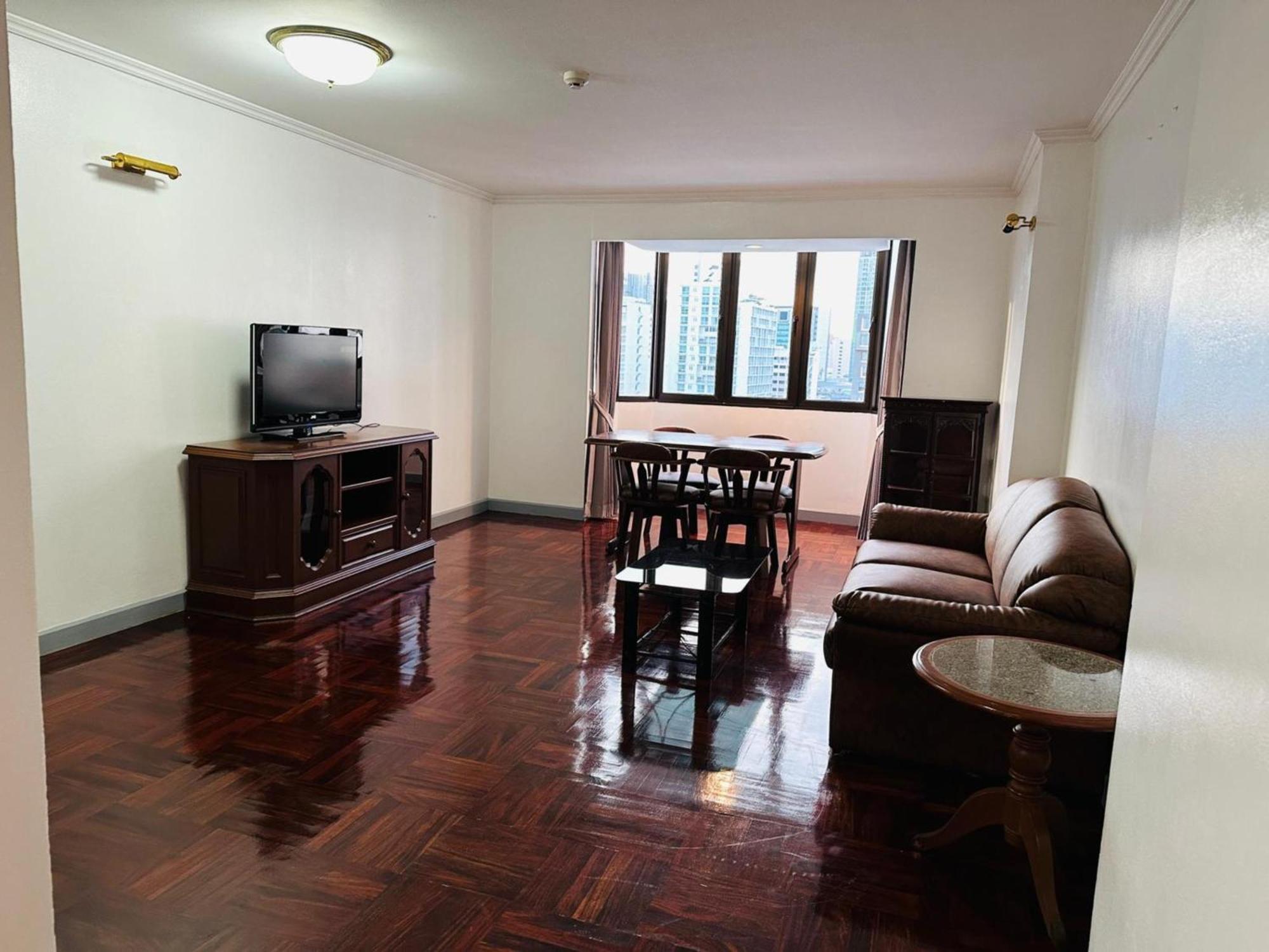 Fully Furnished Omni Tower Nana - Sukhumvit Soi 4