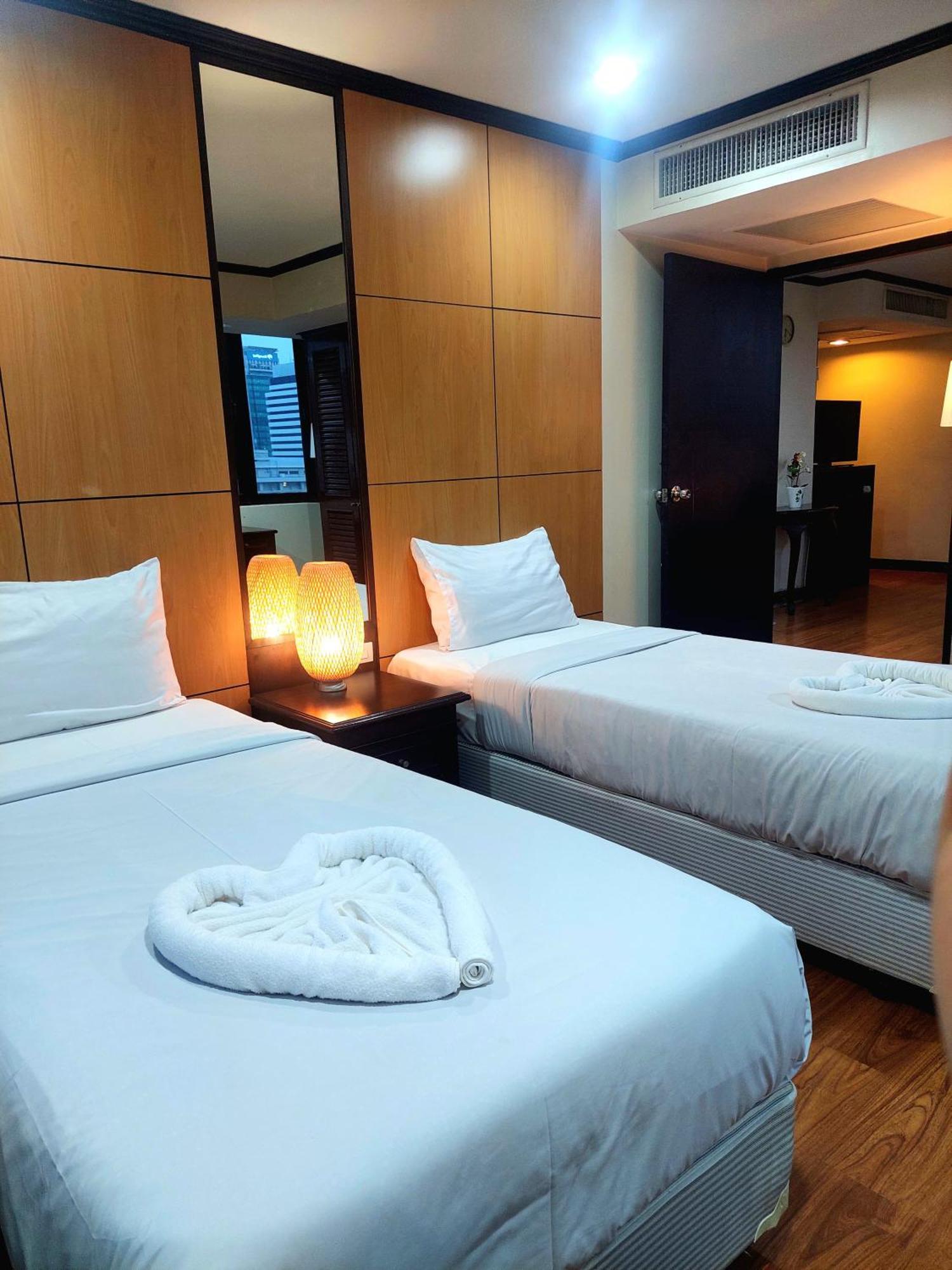 Apartment Fully Furnished Omni Tower Nana - Sukhumvit Soi 4 Bangkok