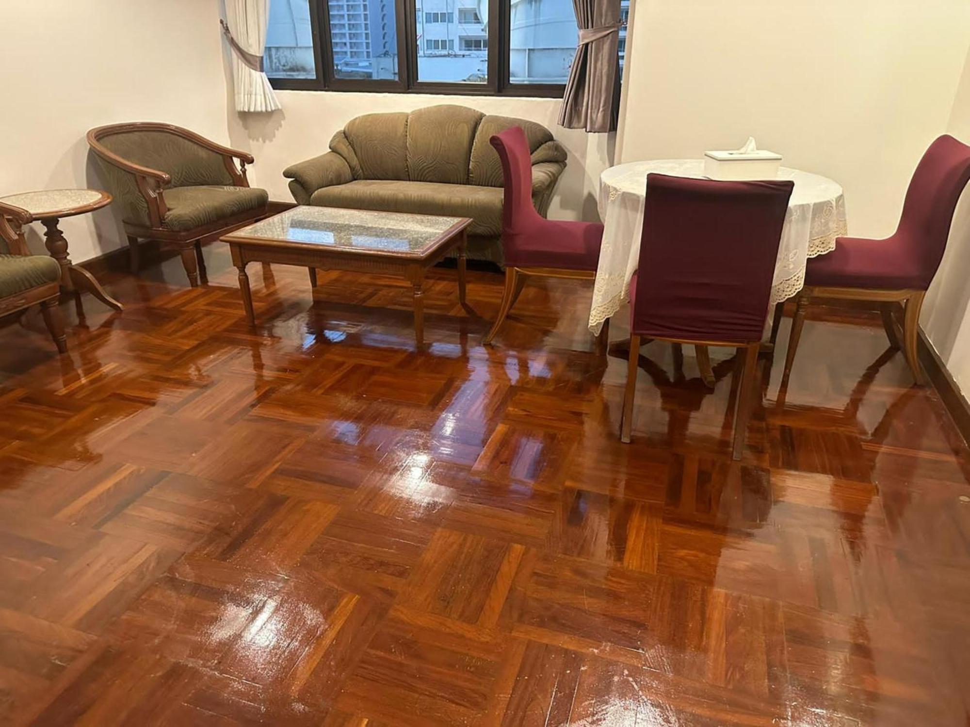 Fully Furnished Omni Tower Nana - Sukhumvit Soi 4 公寓 *