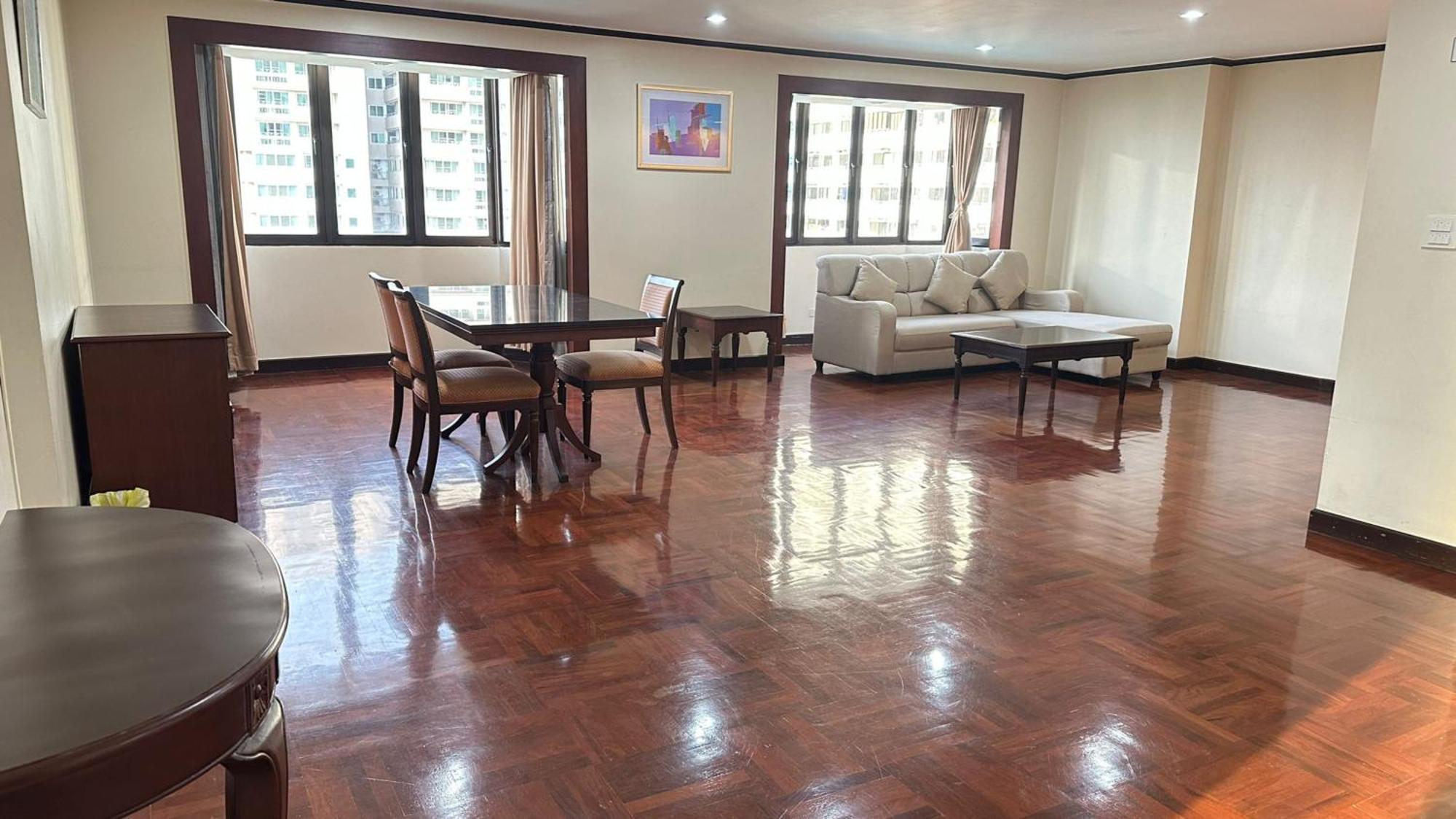 公寓 Fully Furnished Omni Tower Nana - Sukhumvit Soi 4 *