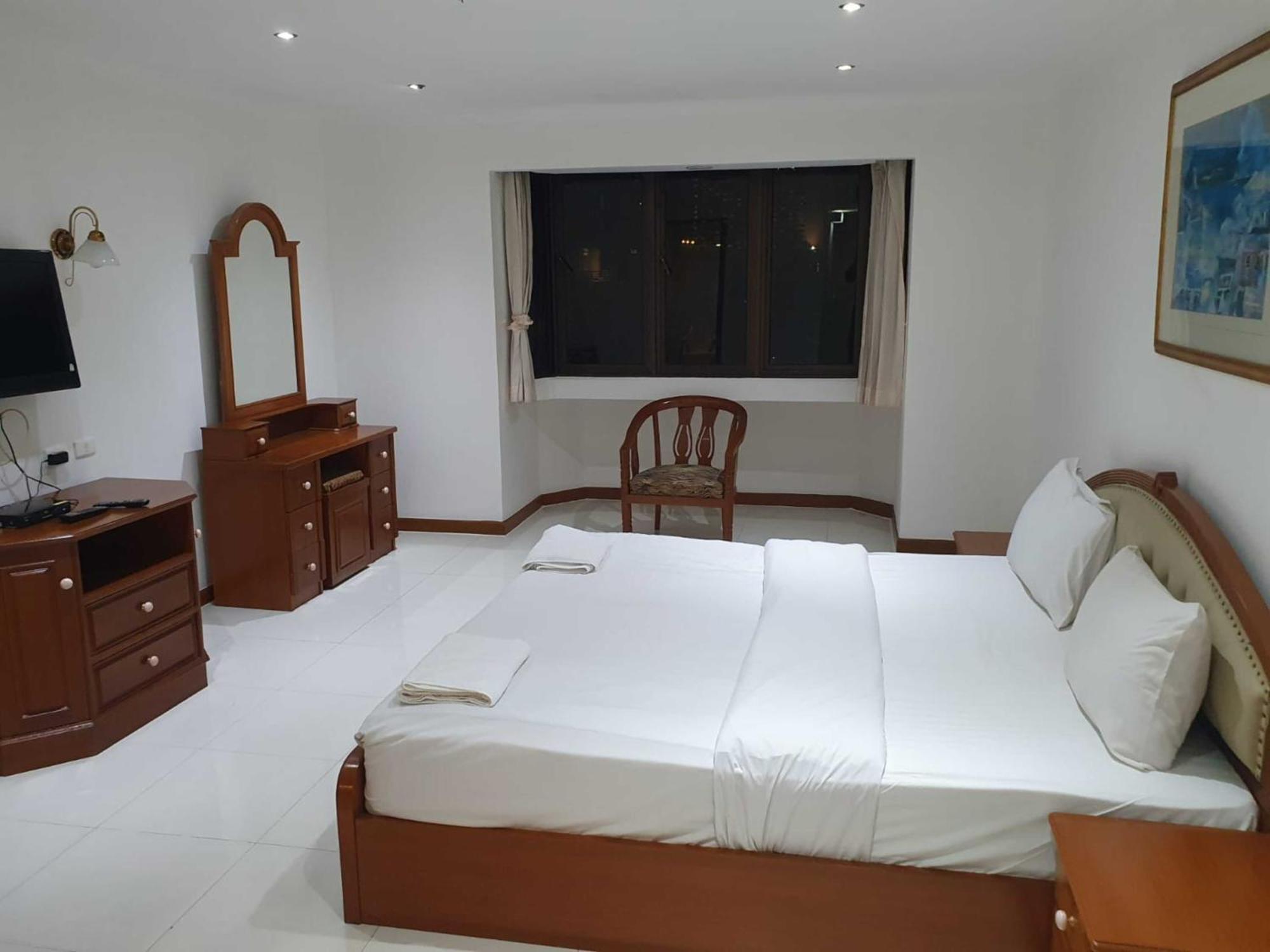 公寓 Fully Furnished Omni Tower Nana - Sukhumvit Soi 4 曼谷